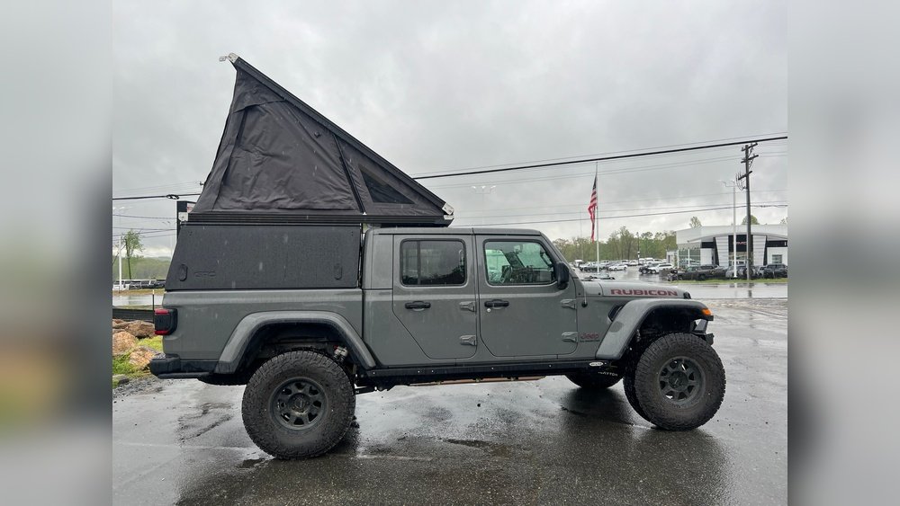 How to Set Up Camp With Jeep Gladiator Tips